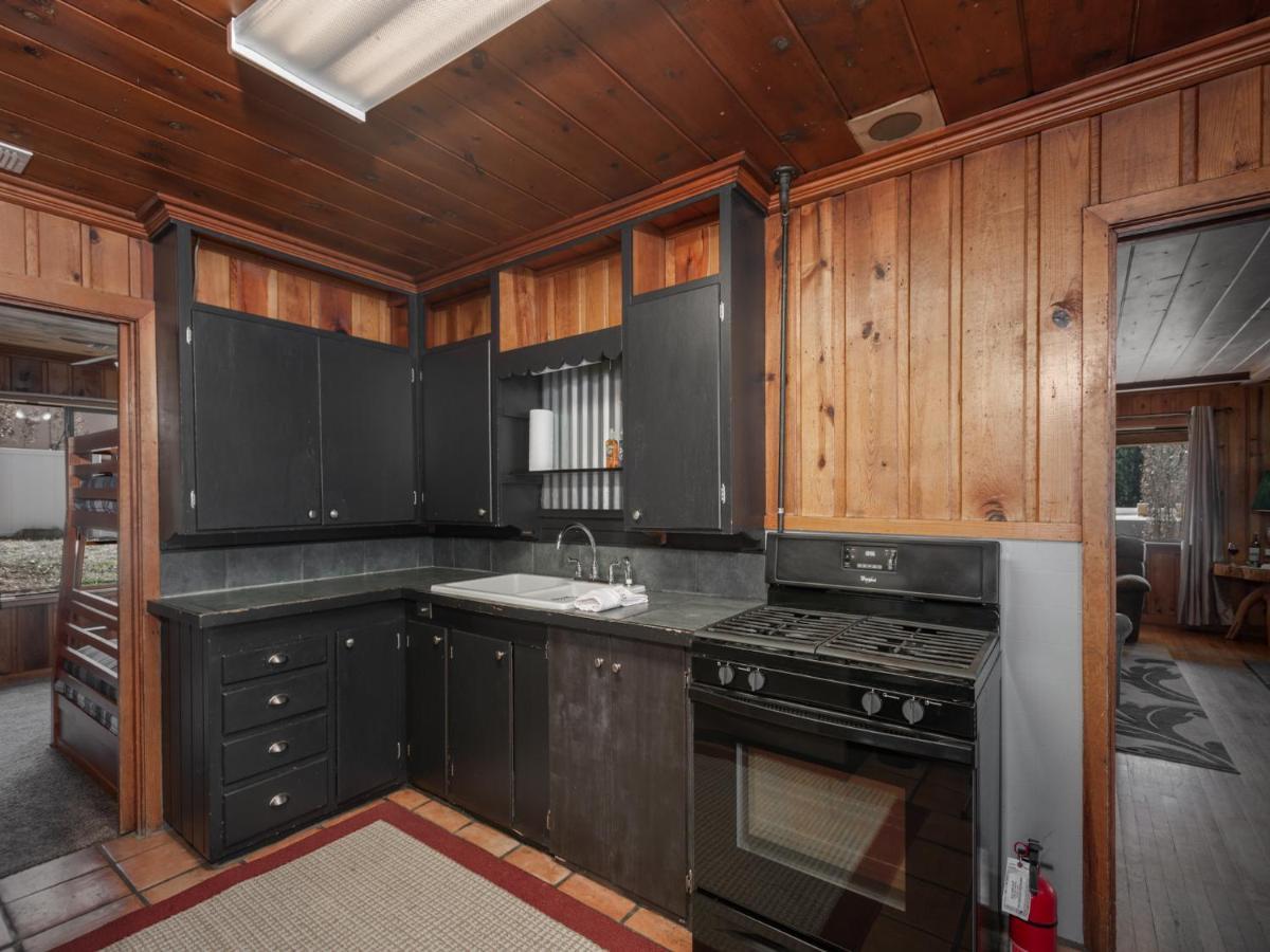 Alpine Cabin, 3 Bedrooms, Deck, Sleeps 8 루이도소 외부 사진