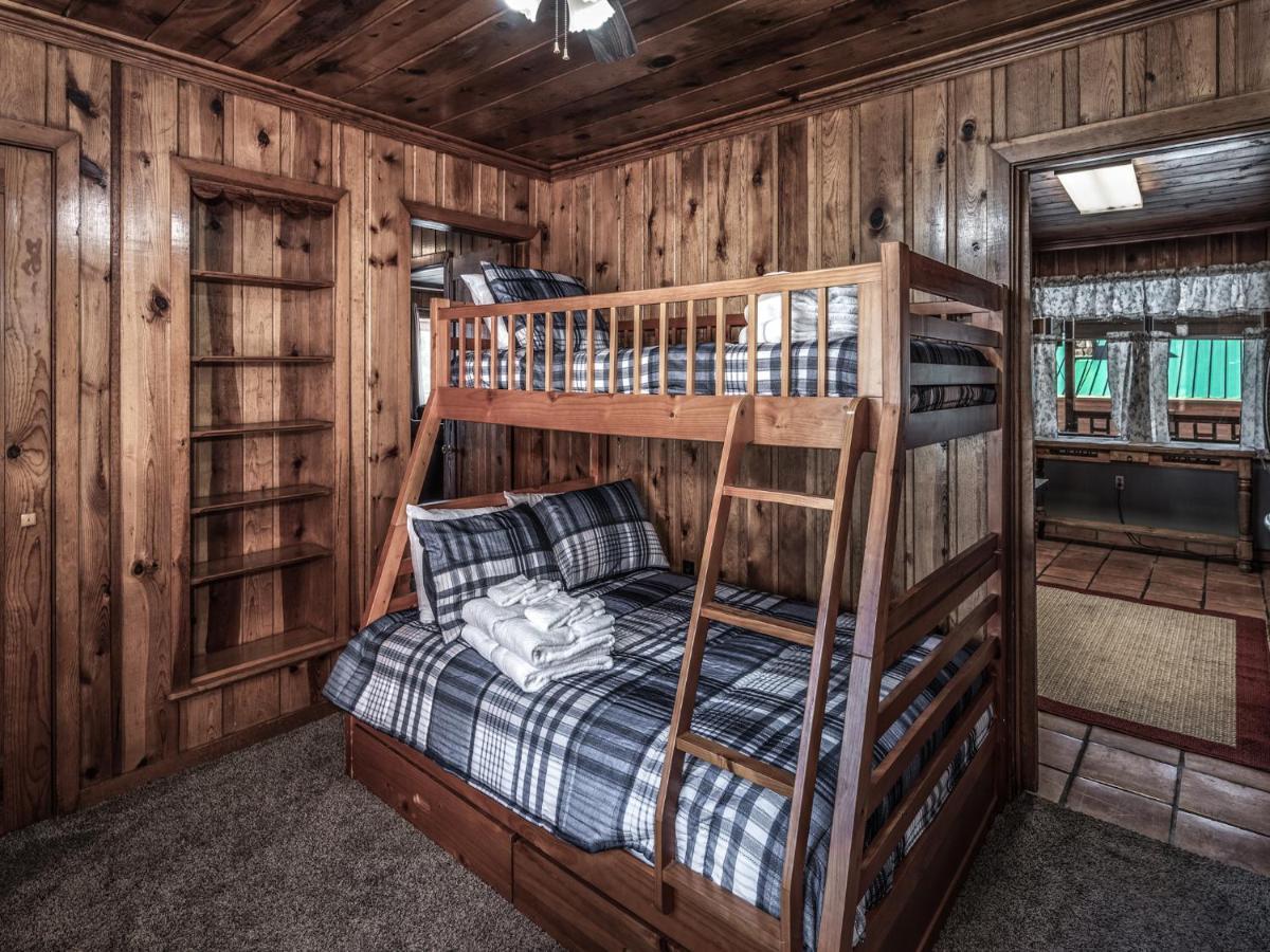 Alpine Cabin, 3 Bedrooms, Deck, Sleeps 8 루이도소 외부 사진